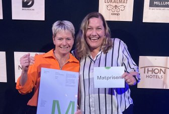 Coor mottar prisen for Årets storkjøkken under Matprisen