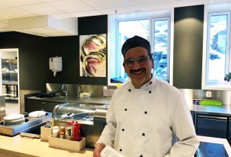 foto Kjøkkensjef Karim Bouhadoun hos Eurest